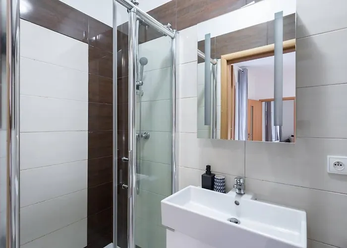 Апартаменты Charming Spacious In Прага